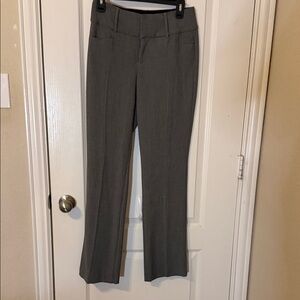 Nine West mid rise boot cut Gray Women's Pants size 0